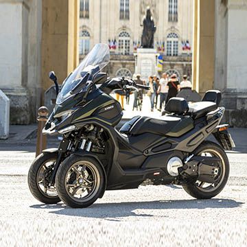 KYMCO SCOOTER 3 ROUES CV3